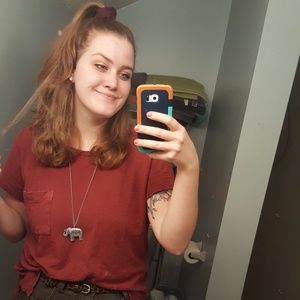 Meet your Posher, Alison